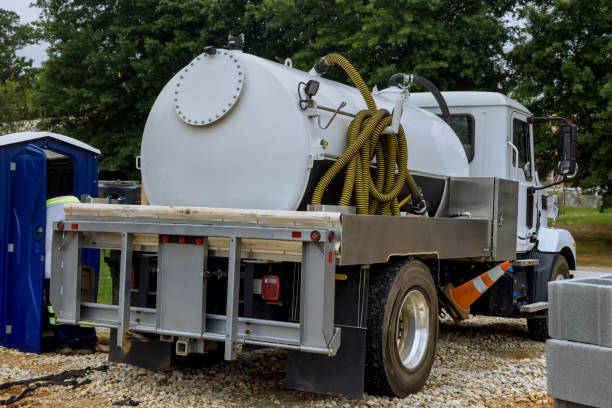Best Portable toilet rental cost  in Naranja, FL